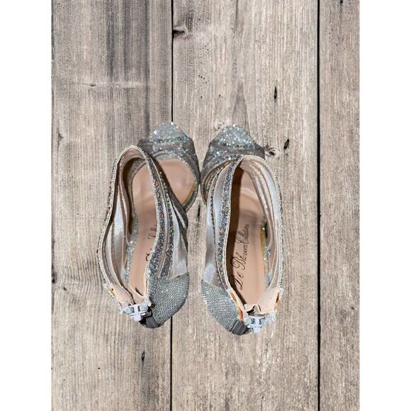 De Blossom Daisy-18 Silver Bedazzled Platform Heel Peeptoe Women’s Size 6 - Picture 5 of 10